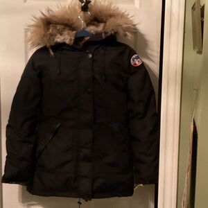 Pajar Black Snow Jacket with detachable real fur trimmed Tan Fur Hood